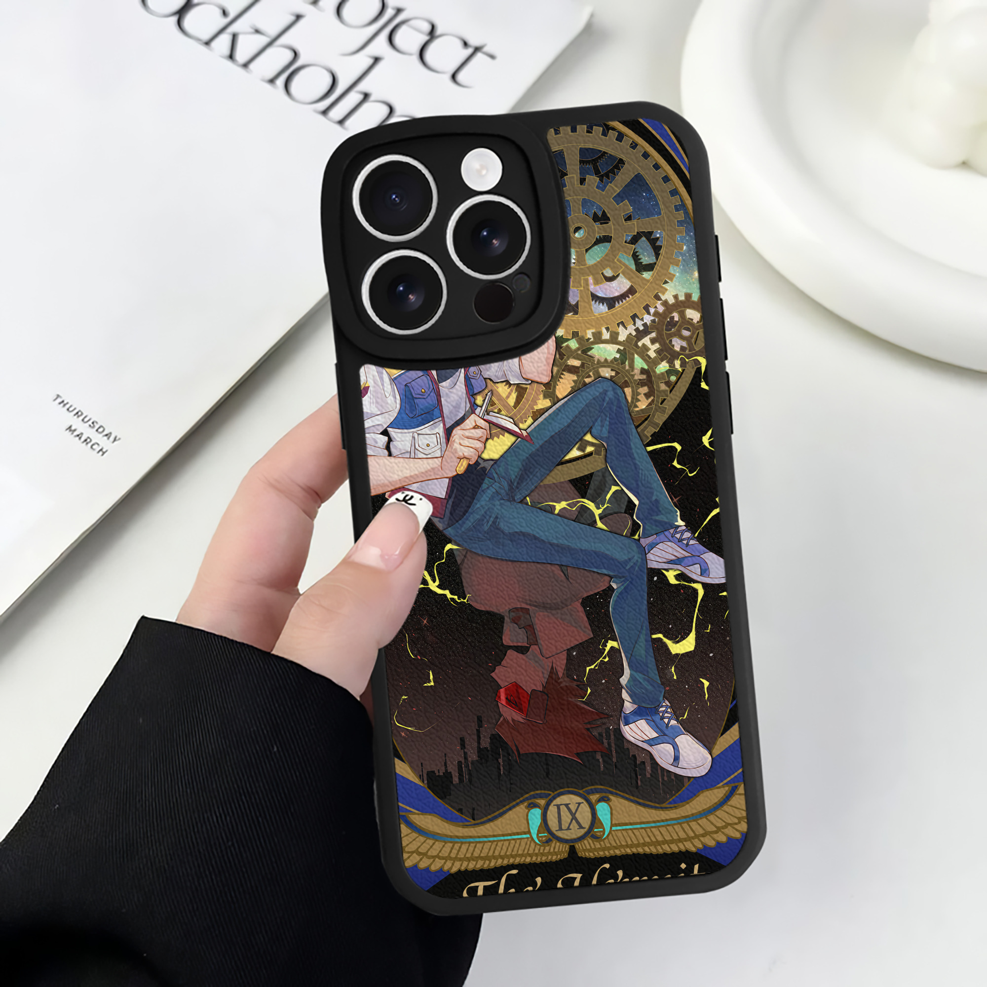 （画像用） 遊☆戯☆王 Yu-Gi-Oh! 【iPhone 16シリーズ対応】シリコンスマホケース（レザー調） 材質：シリコン